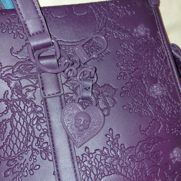 Betsey Johnson Xomattie tote bag Purple Plum Color - Picture 6 of 10